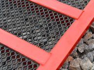 Self-cleaning Modular Screen Panels